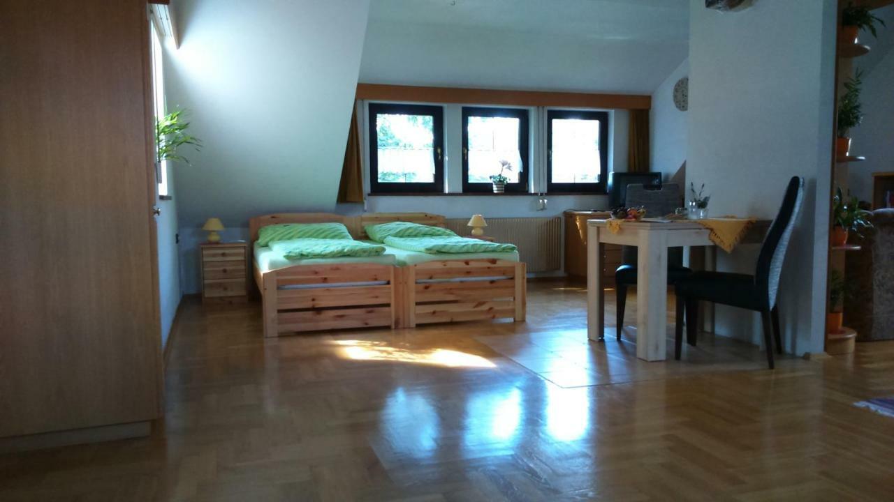 Апартаменти Haus Ruf Віндішгарстен Екстер'єр фото